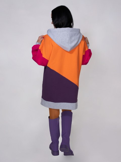 BLUZA KOLOROWA Z KAPTUREM C BLUZA KOLOROWA Z KAPTUREM C