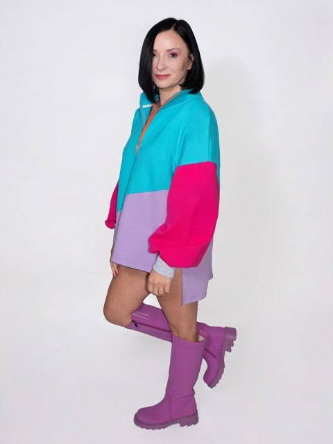 BLUZA KOLOROWA ZE STÓJKĄ D BLUZA KOLOROWA ZE STÓJKĄ D